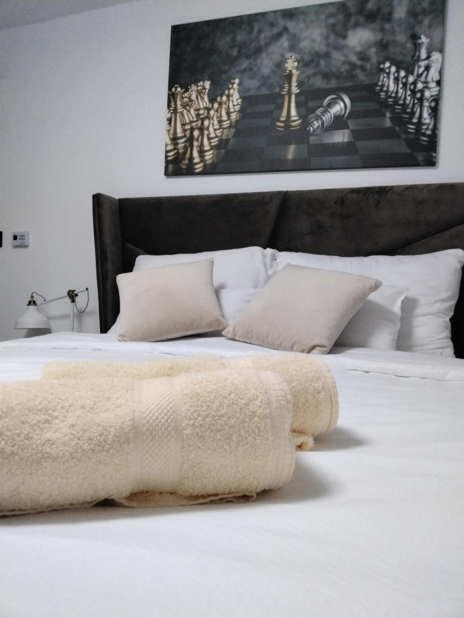 Sky Apartmani & Spa Leskovac  Quarto foto