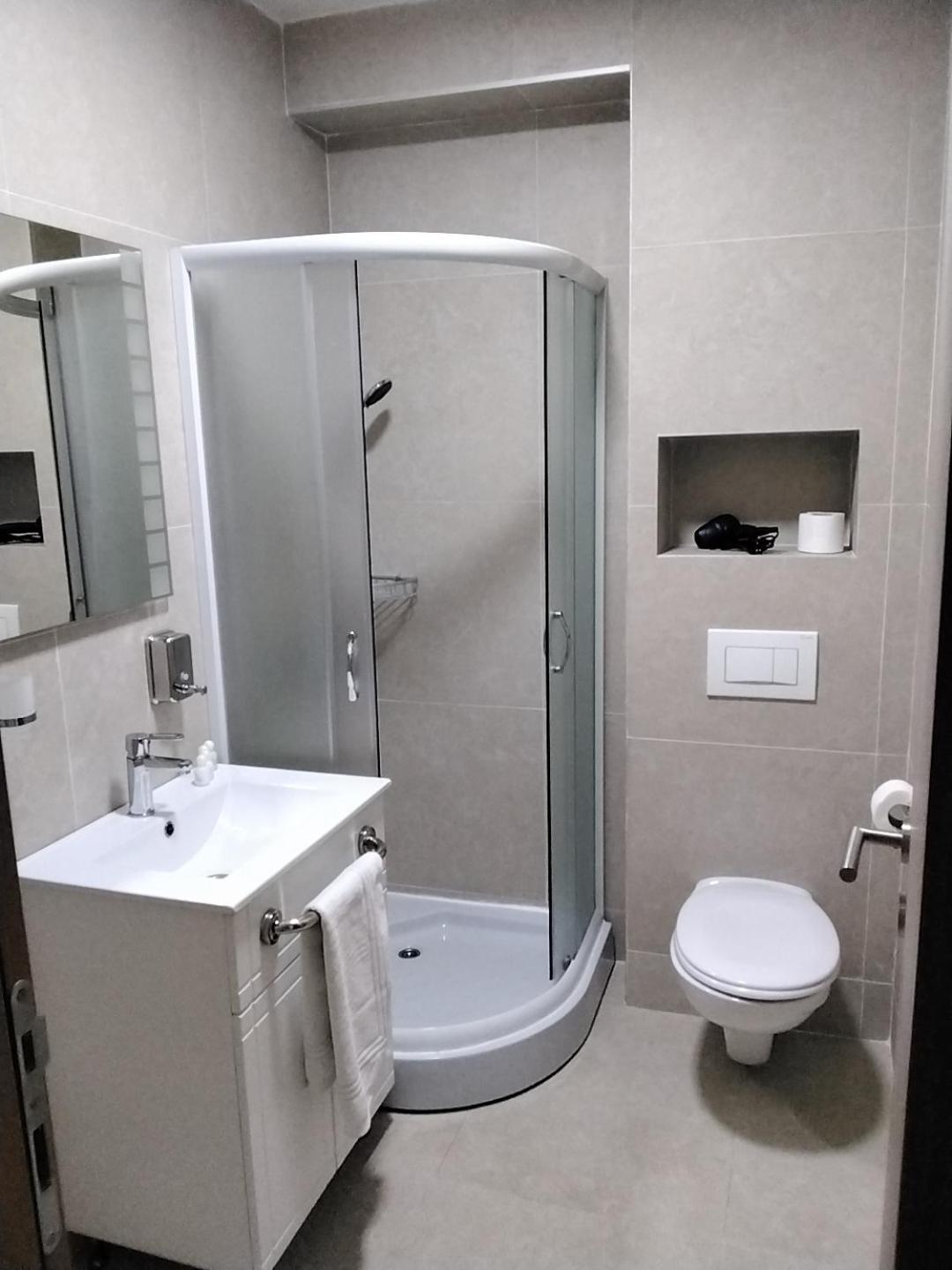 Sky Apartmani & Spa Leskovac  Quarto foto